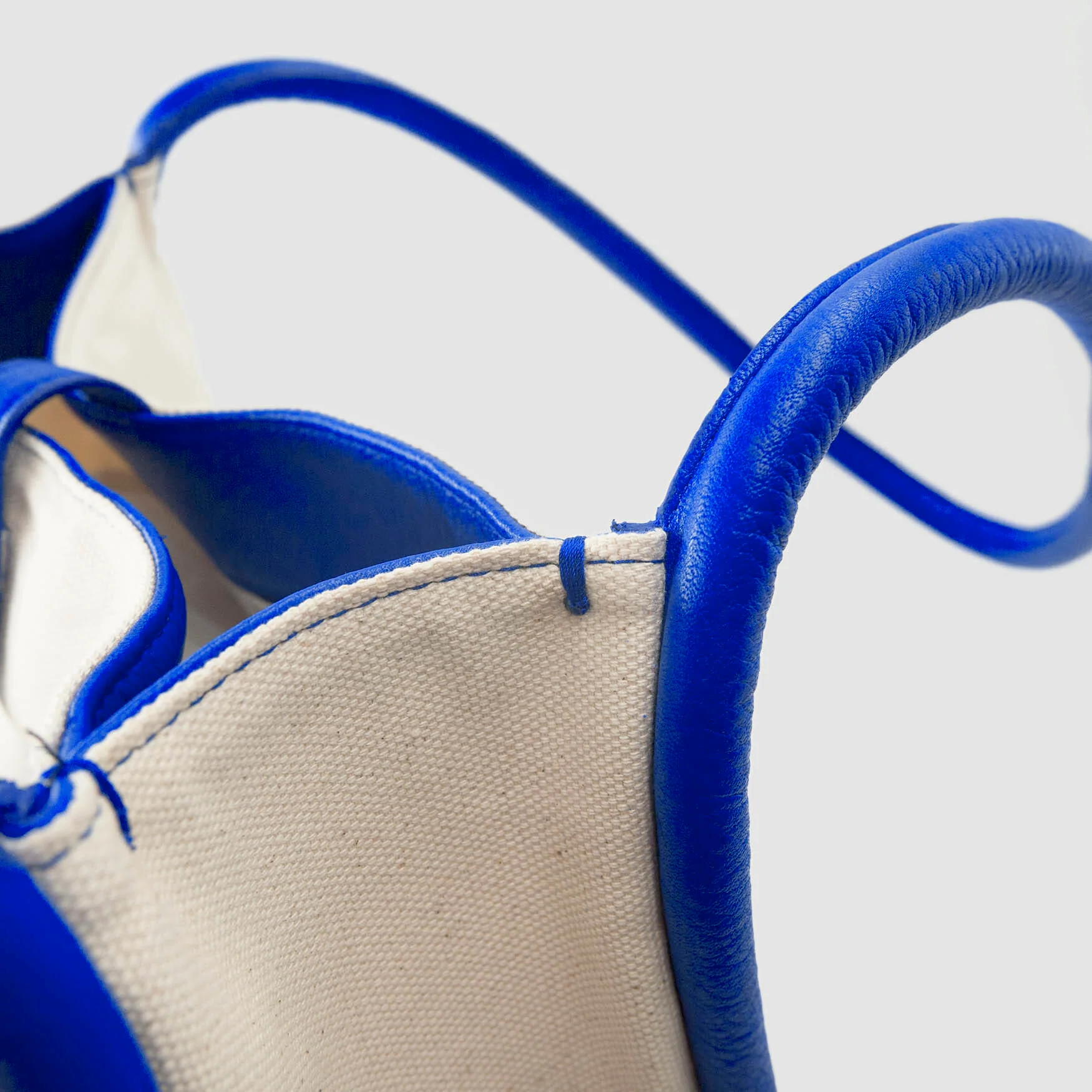 Eternity 37 - Ecru canvas/ Cobalt - Image 7